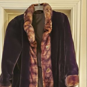 Mink and fox faux fur coat reversible!  Stunning